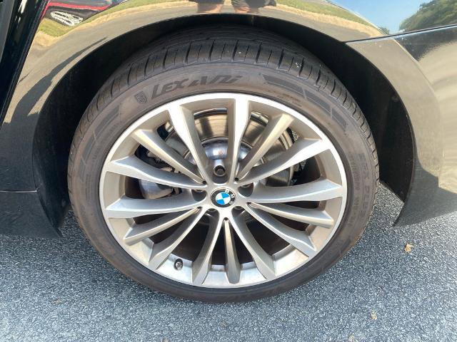 Used 2022 BMW 530i w/ Convenience Package image 32