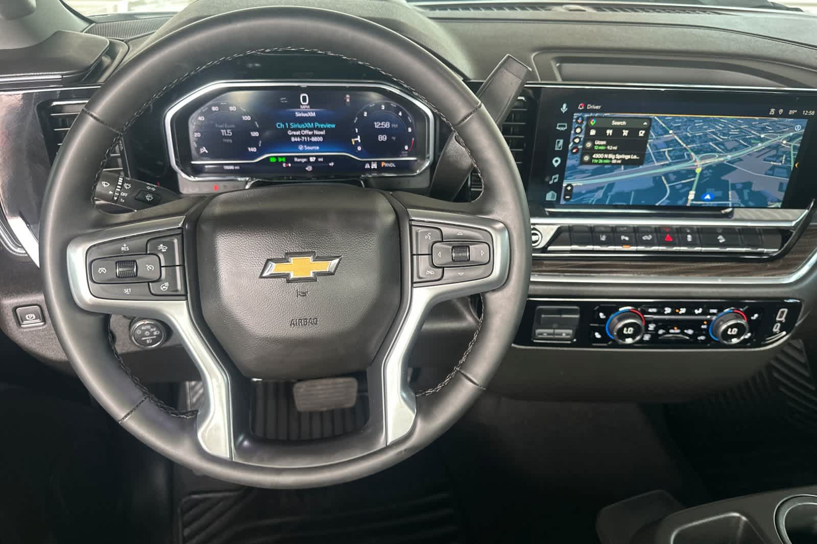 Used 2025 Chevrolet Silverado 2500 LT w/ Convenience Package AWD/4WD image 13
