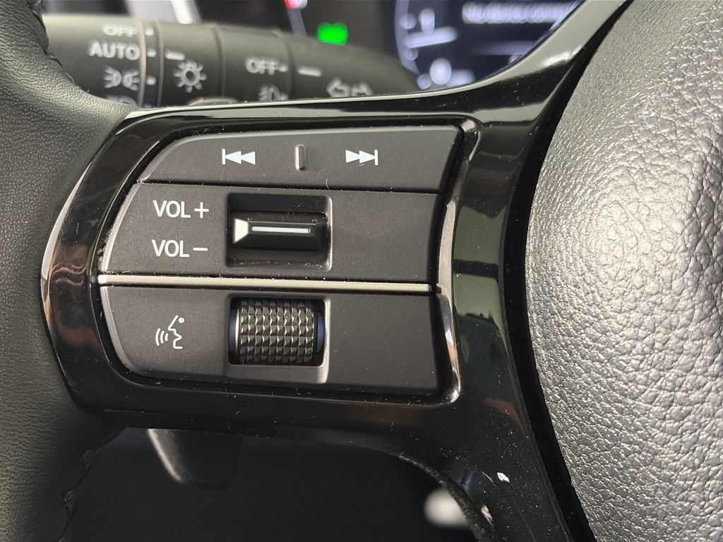 Used 2023 Honda Pilot Elite image 17