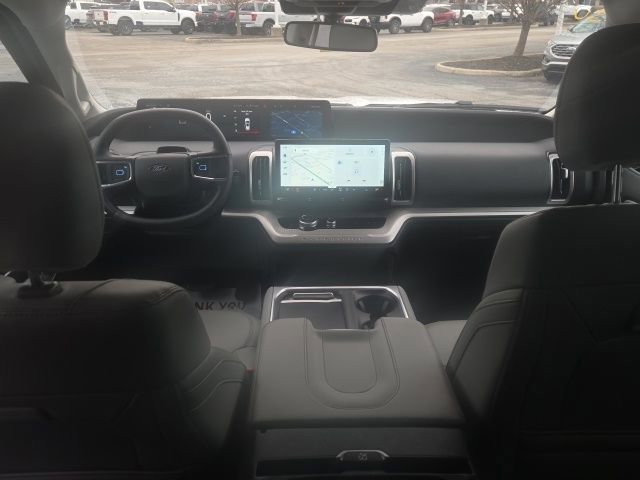 Certified 2025 Ford Expedition Active image 21