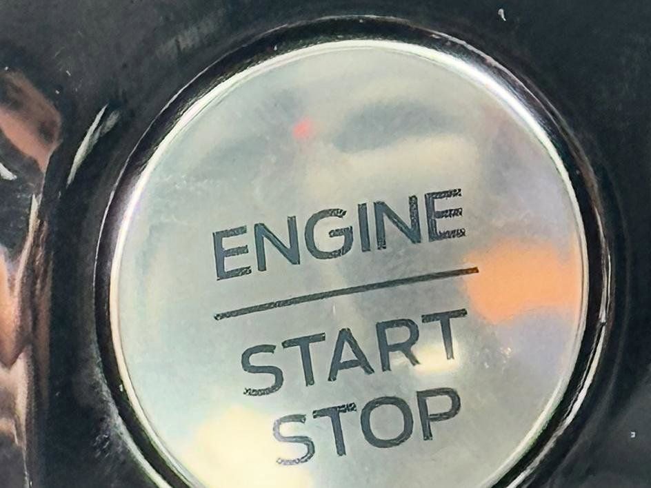 Certified 2023 Ford Escape SE FWD image 32