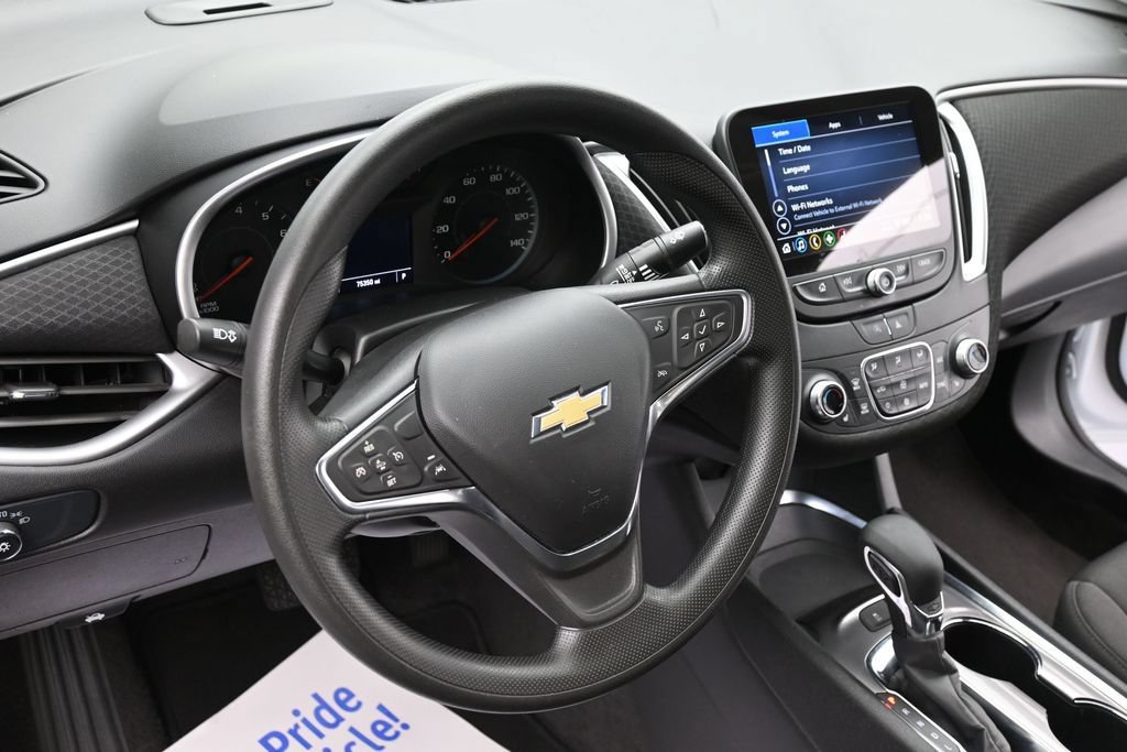 Used 2024 Chevrolet Malibu LT FWD image 13
