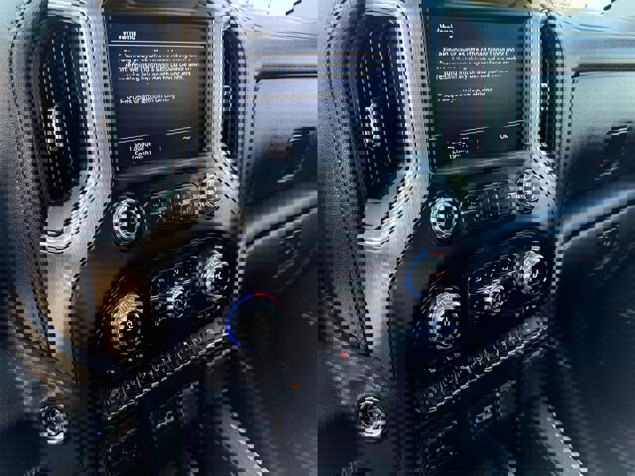 Used 2022 GMC Sierra 2500 Denali image 15