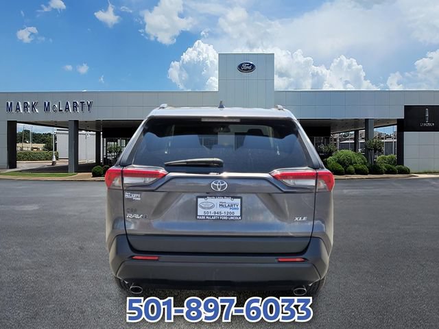 Used 2021 Toyota RAV4 XLE FWD image 4