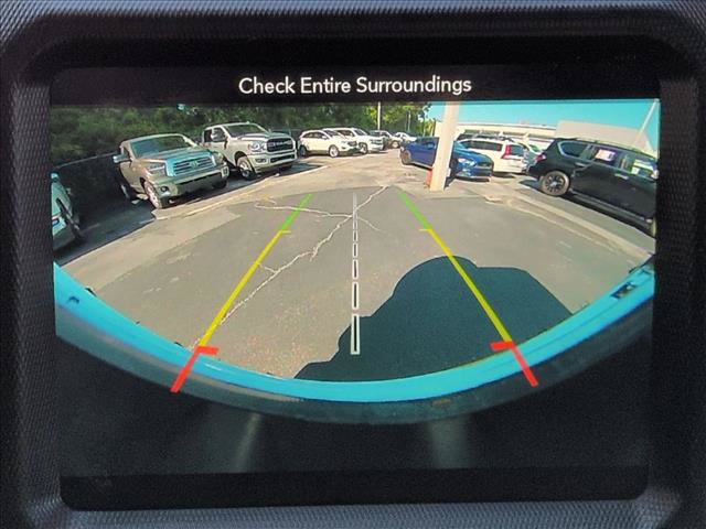 Used 2018 Jeep Wrangler Unlimited Sahara AWD/4WD image 14