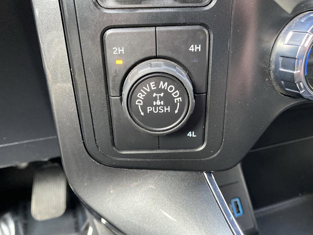 Certified 2022 Ford F150 XLT w/ Equipment Group 302A High image 29