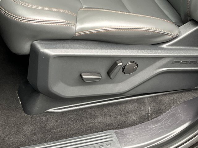 Certified 2025 Ford Expedition Active AWD/4WD image 14