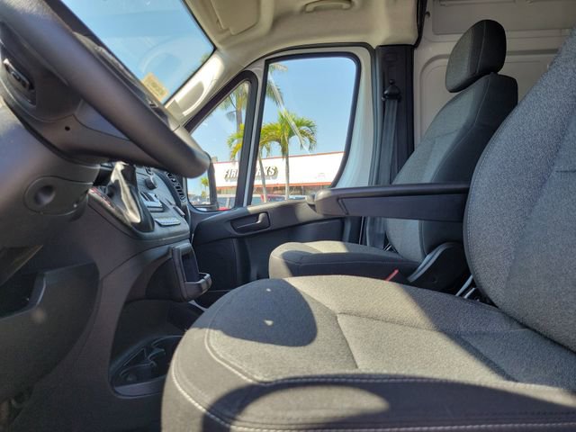 Used 2025 RAM ProMaster 2500 FWD image 18