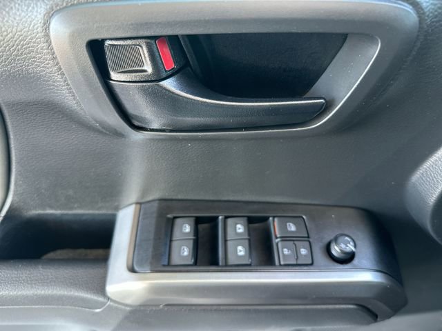 Used 2023 Toyota Tacoma SR5 w/ Technology Package image 14
