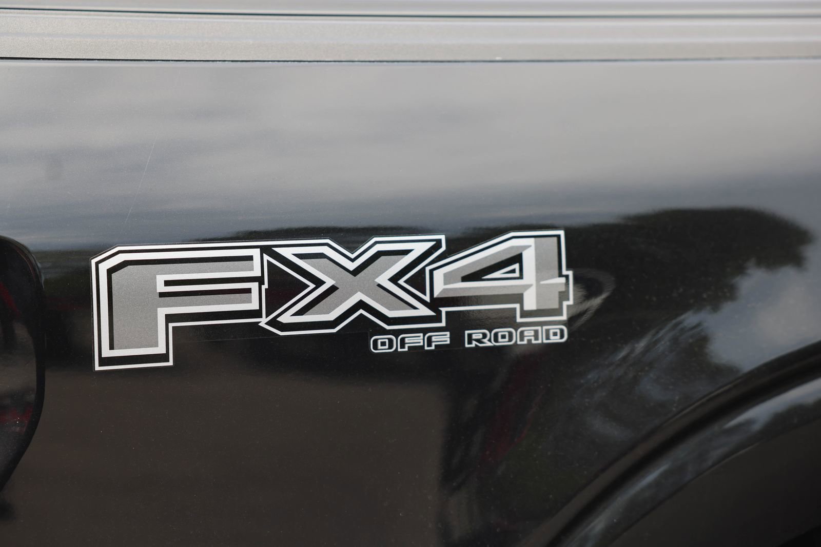 Certified 2023 Ford F150 Platinum w/ Equipment Group 701A High AWD/4WD image 34