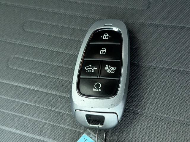 Used 2022 Hyundai Santa Cruz SEL w/ Activity Package FWD image 36