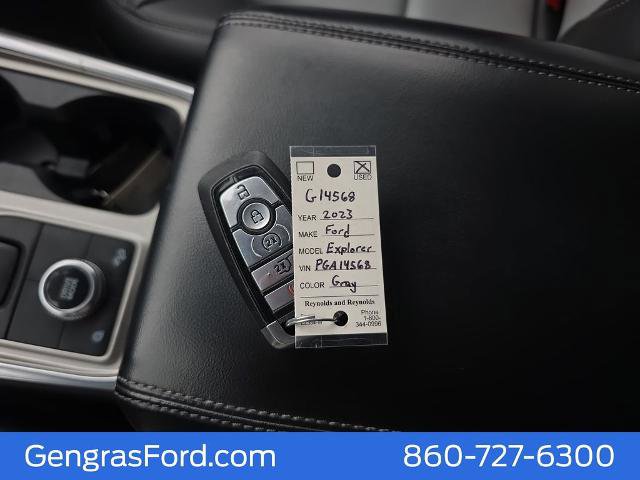 Certified 2023 Ford Explorer XLT w/ Equipment Group 202A AWD/4WD image 40