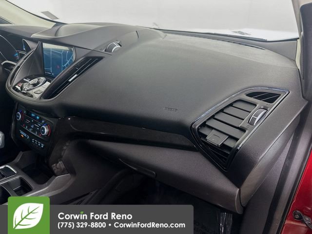Certified 2019 Ford Escape Titanium AWD/4WD image 31