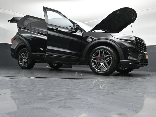 Certified 2025 Ford Explorer ST-Line w/ Premium Package AWD/4WD image 55