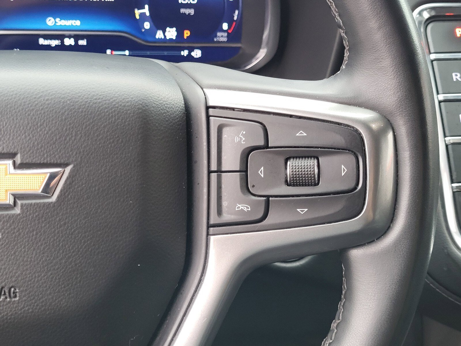 Used 2024 Chevrolet Tahoe LT AWD/4WD image 28