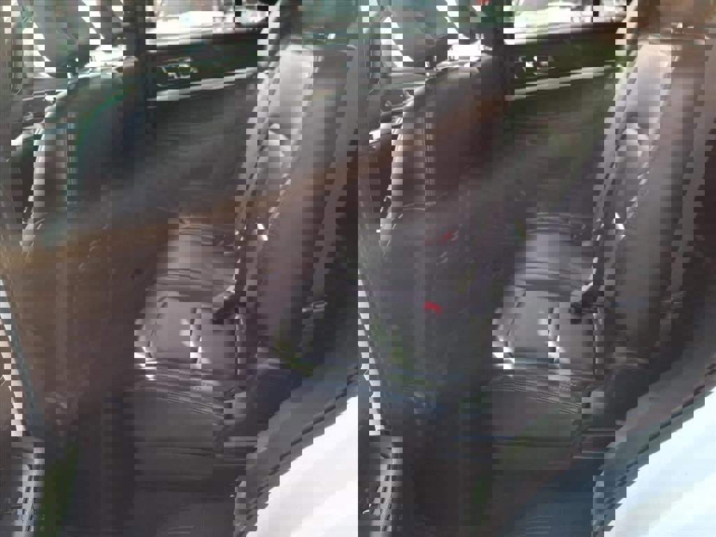 Certified 2019 Ford Explorer XLT w/ Equipment Group 202A image 14