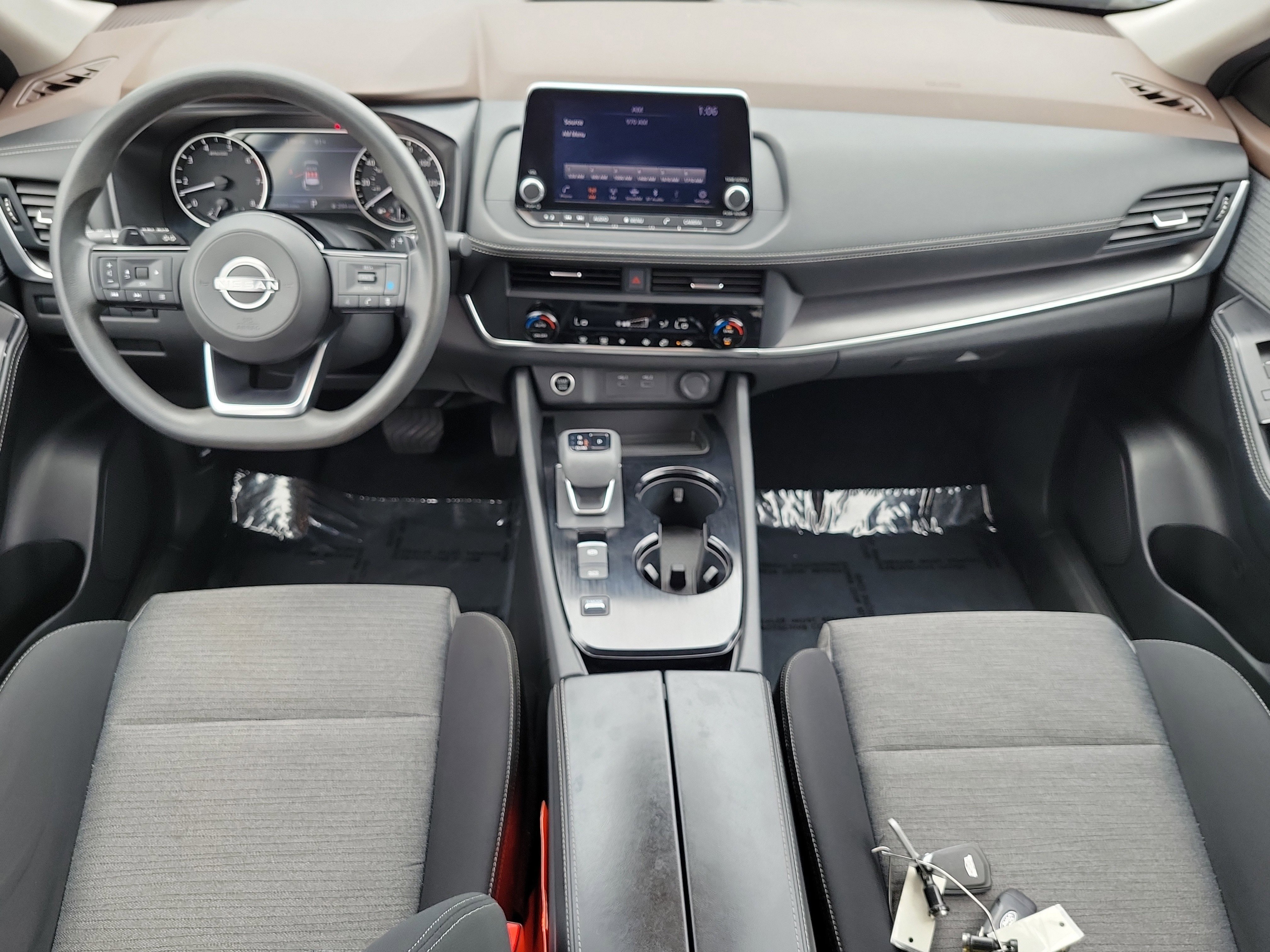 Used 2023 Nissan Rogue SV FWD image 14