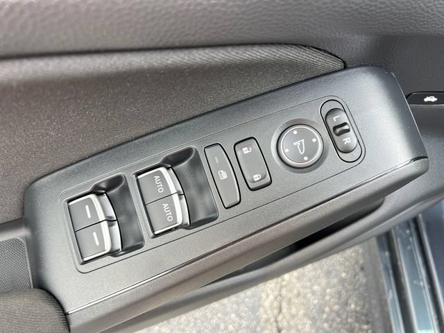 Used 2025 Honda Civic Sport image 12