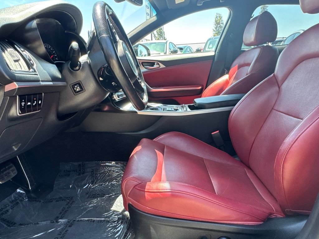 Used 2019 Kia Stinger GT1 RWD image 25