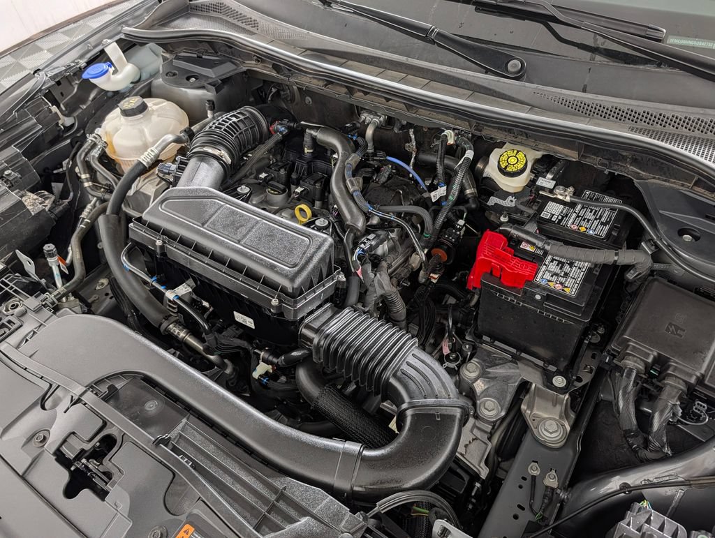 Certified 2025 Ford Escape ST-Line FWD image 7