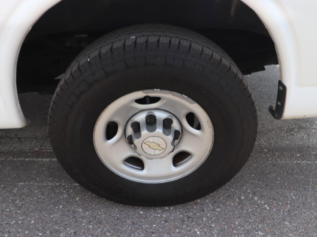 Used 2022 Chevrolet Express 2500 w/ Driver Convenience Package RWD image 22