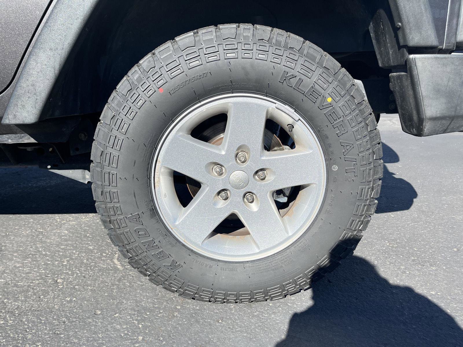 Used 2017 Jeep Wrangler Unlimited Sport w/ Connectivity Group image 9