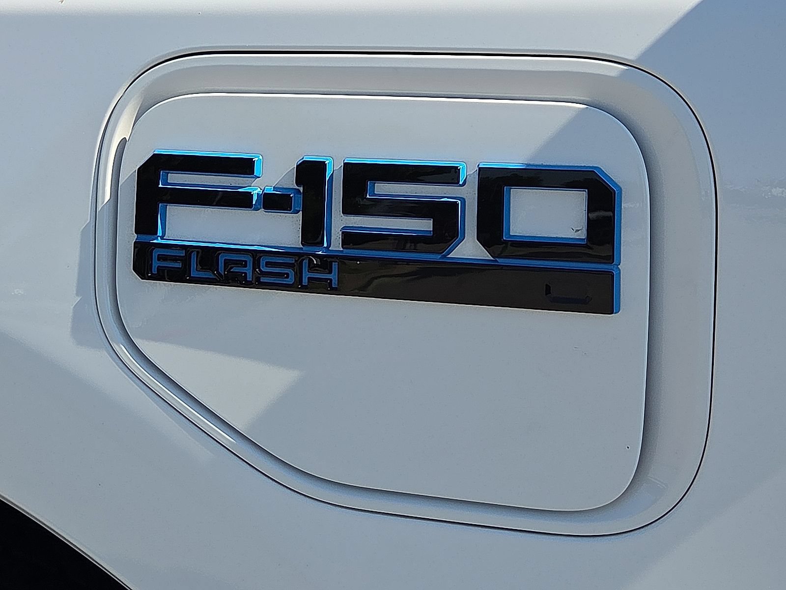 Certified 2024 Ford F150 Lightning Flash AWD/4WD image 9