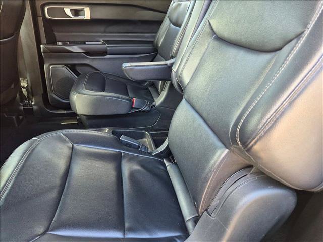 Certified 2020 Ford Explorer XLT w/ Equipment Group 202A RWD image 18