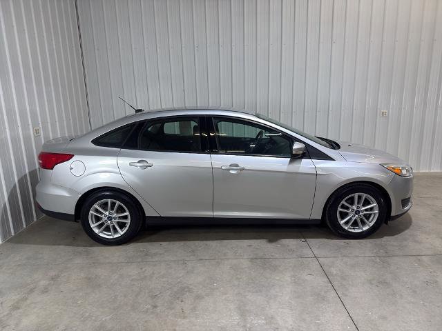 Certified 2017 Ford Focus SE image 2