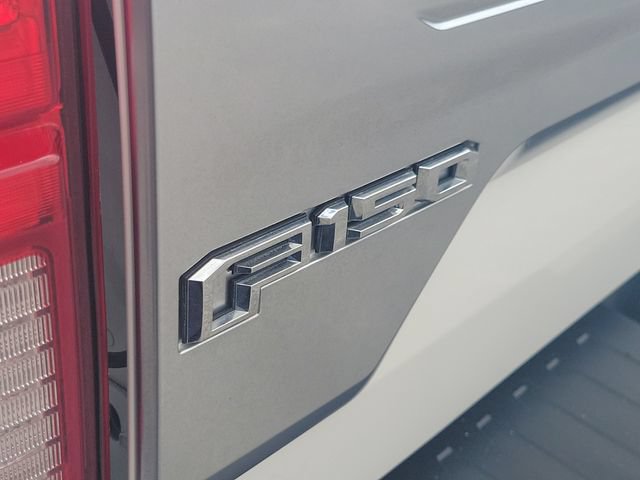 Certified 2019 Ford F150 Platinum w/ Equipment Group 701A Luxury AWD/4WD image 8