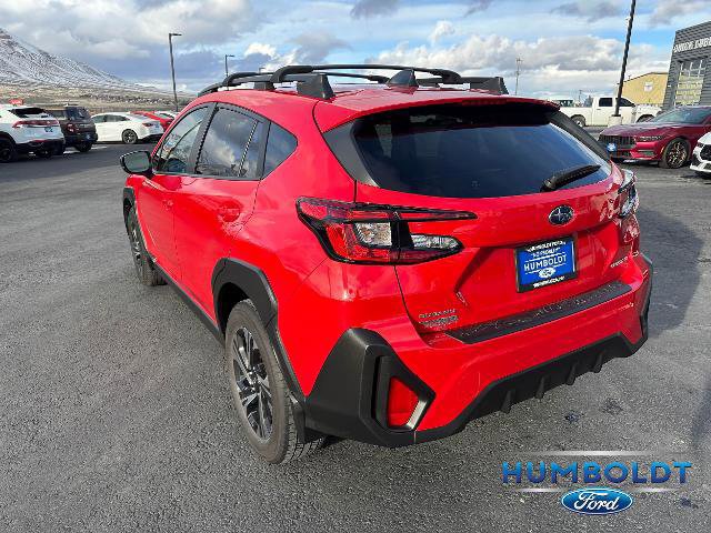 Used 2024 Subaru Crosstrek 2.0i Premium image 3