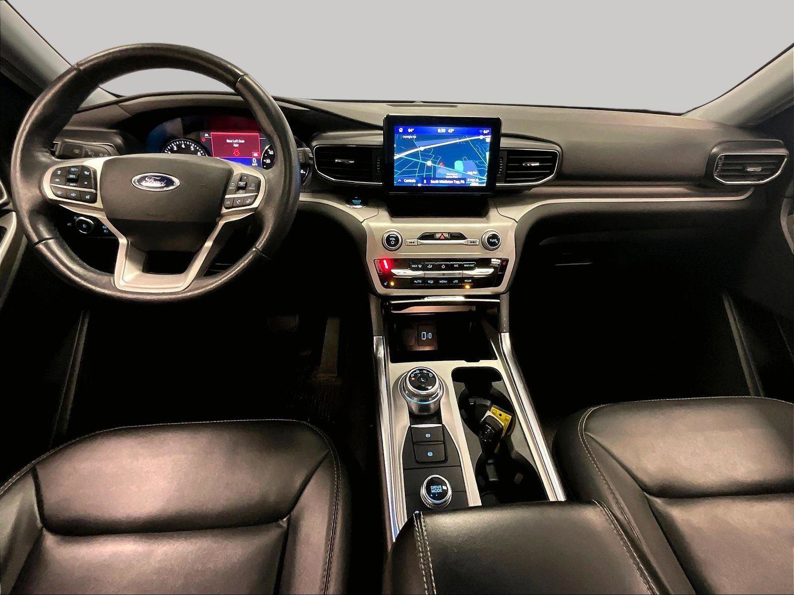 Certified 2023 Ford Explorer XLT w/ Equipment Group 202A image 14