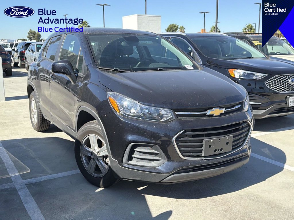 Used 2022 Chevrolet Trax LS AWD/4WD image 16