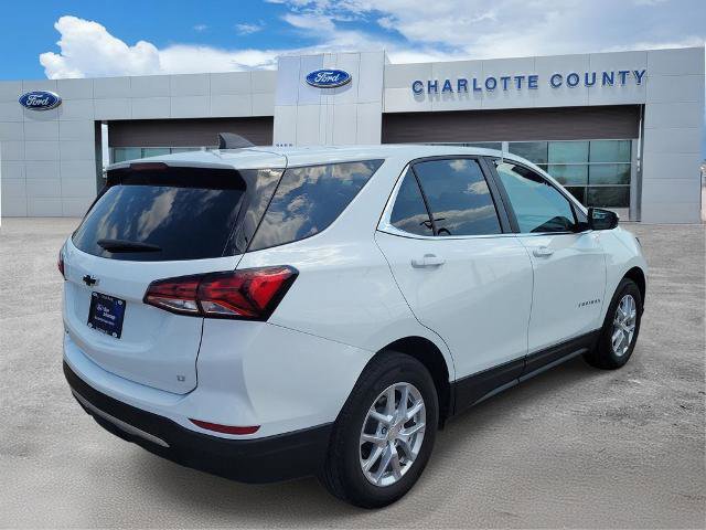 Used 2023 Chevrolet Equinox LT image 2