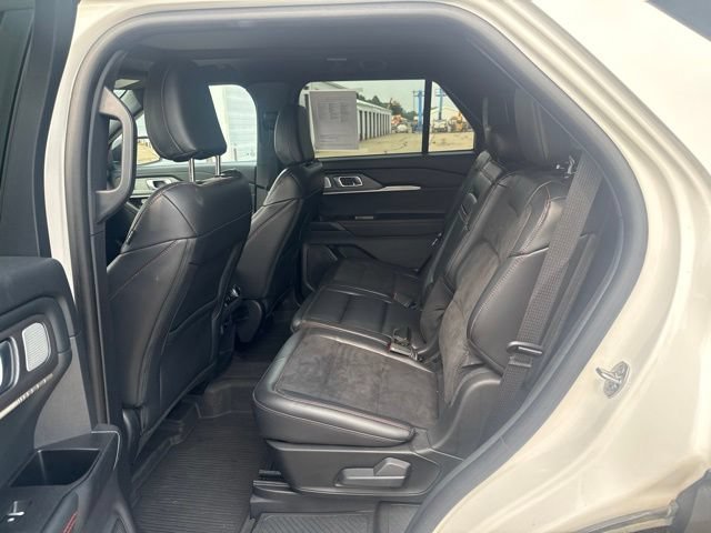 Certified 2025 Ford Explorer ST AWD/4WD image 6