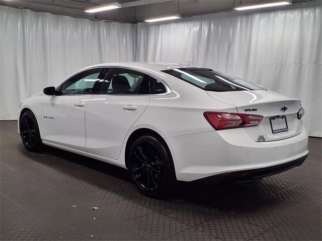 Used 2024 Chevrolet Malibu LT image 2