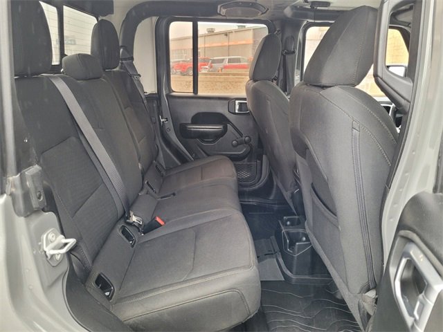 Used 2021 Jeep Gladiator Sport image 13