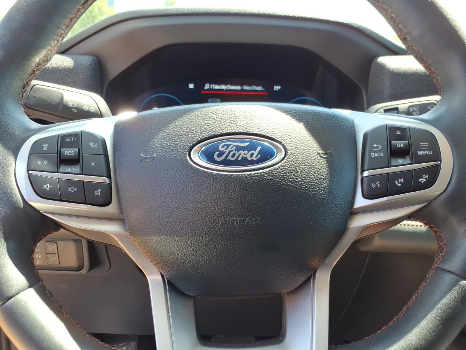 Certified 2025 Ford Explorer Active w/ Active Comfort Package AWD/4WD image 23
