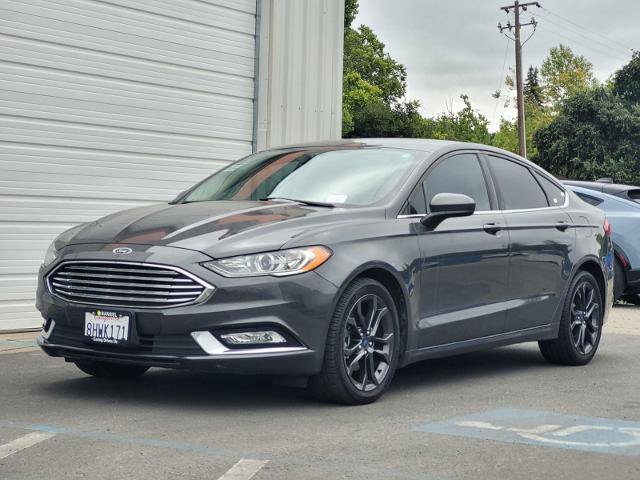Certified 2018 Ford Fusion SE w/ Equipment Group 201A FWD image 9