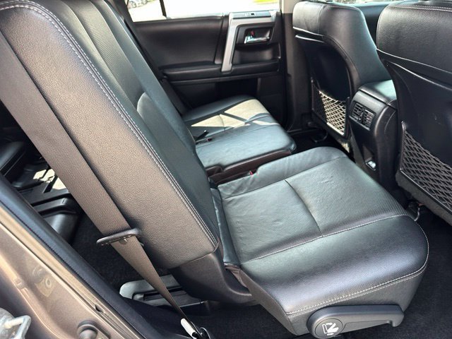 Used 2022 Toyota 4Runner Limited AWD/4WD image 11