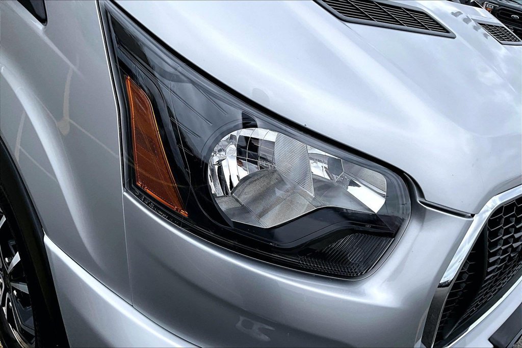 Certified 2025 Ford Transit 350 XLT RWD image 28
