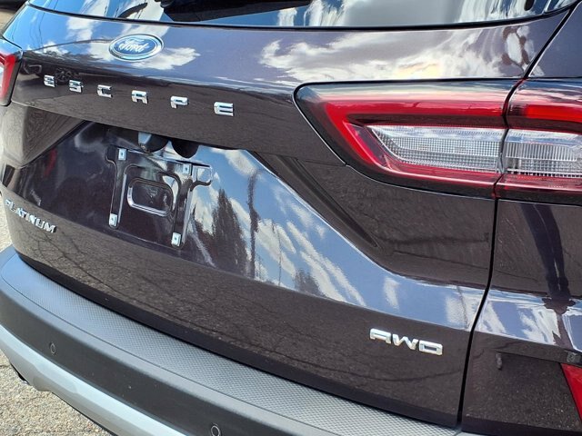 Certified 2023 Ford Escape Platinum AWD/4WD image 26