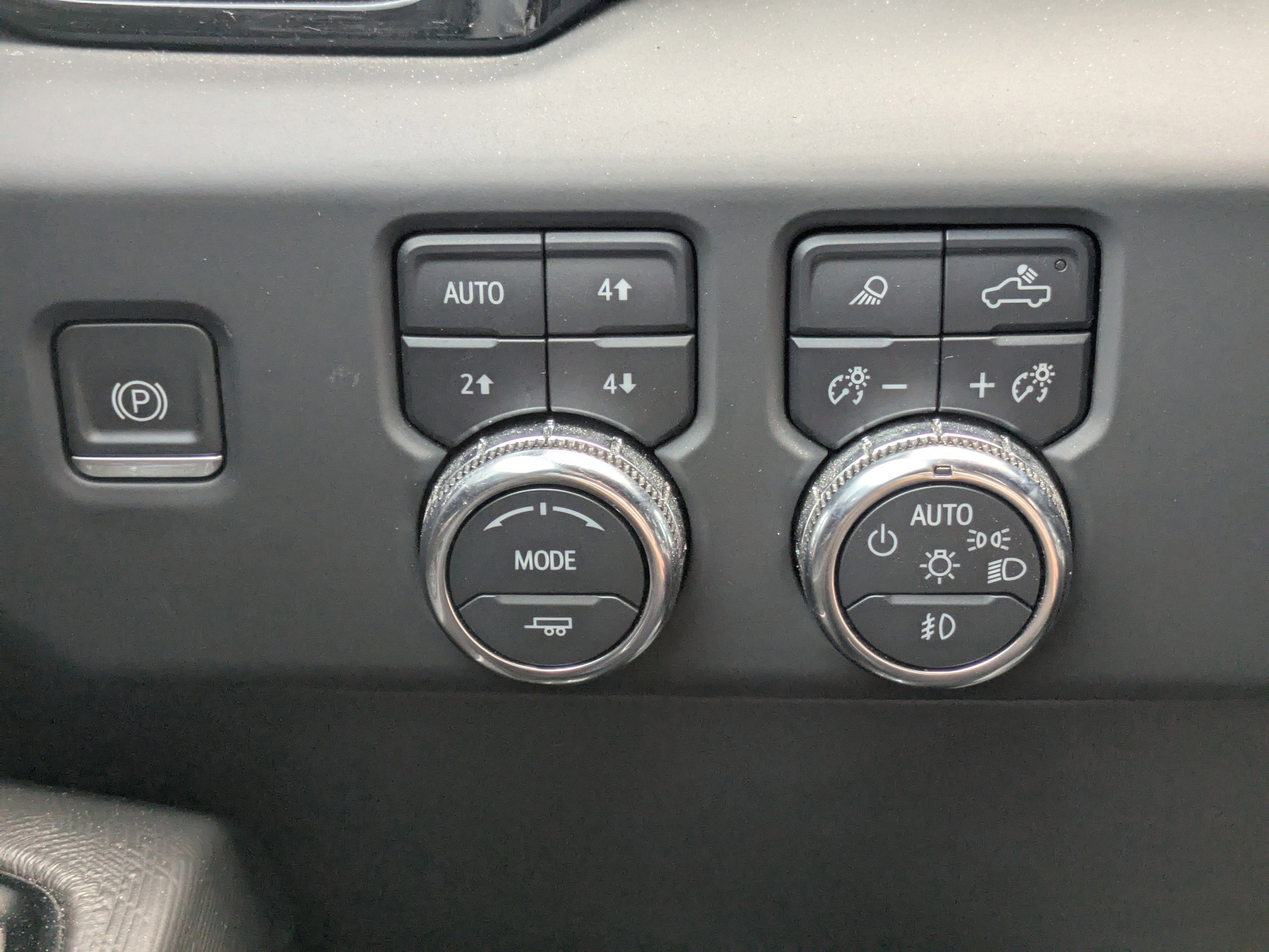 Used 2022 GMC Sierra 1500 AT4X image 29