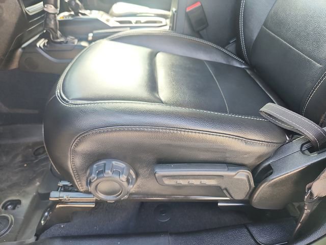 Used 2023 Jeep Wrangler Unlimited Sahara w/ Dual Top Group image 22