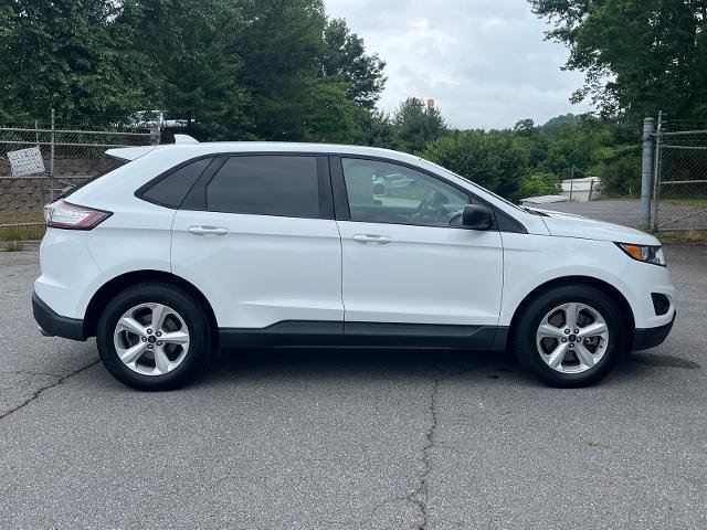 Certified 2018 Ford Edge SE AWD/4WD image 2