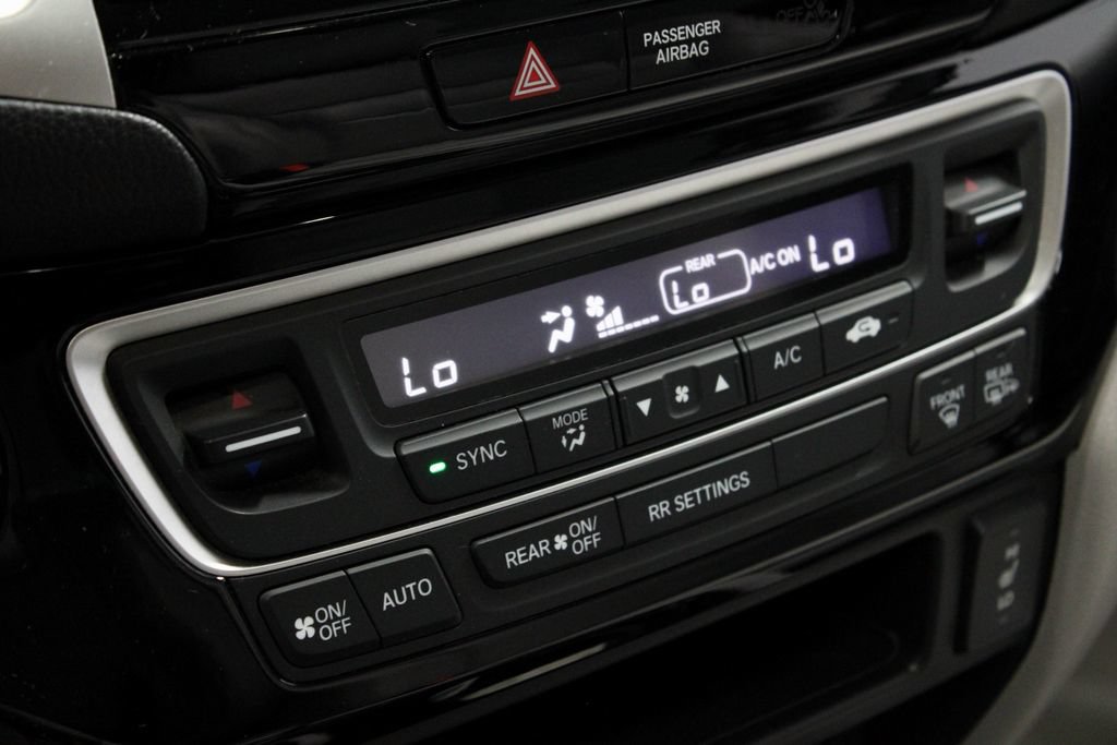 Used 2018 Honda Ridgeline RTL-E image 28