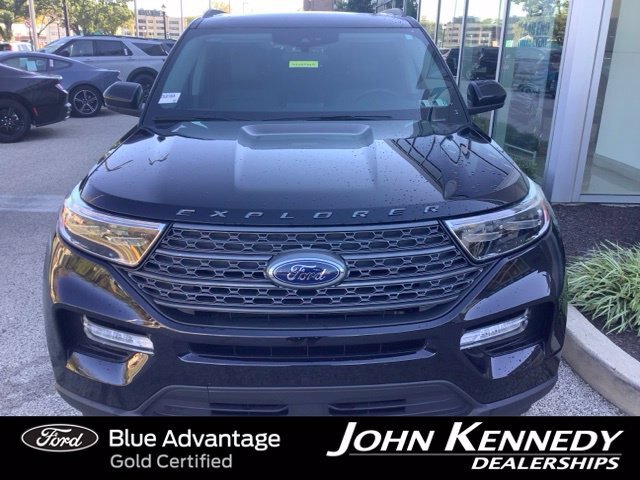 Certified 2023 Ford Explorer XLT w/ Equipment Group 202A AWD/4WD image 7