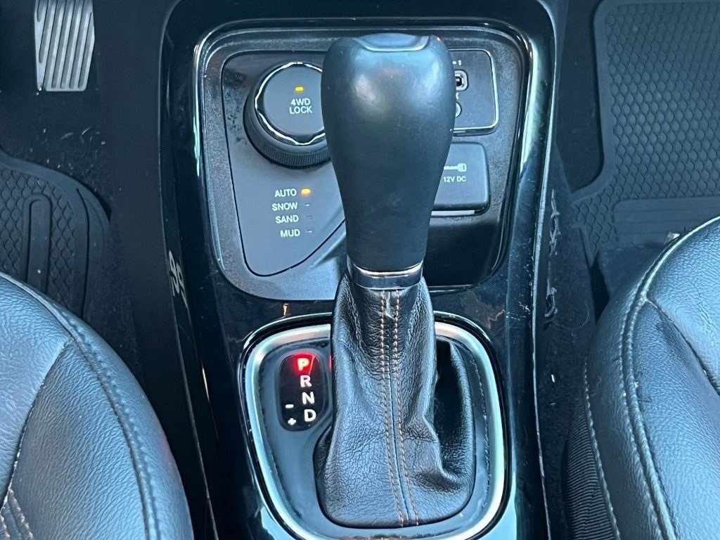 Used 2021 Jeep Compass Limited image 19