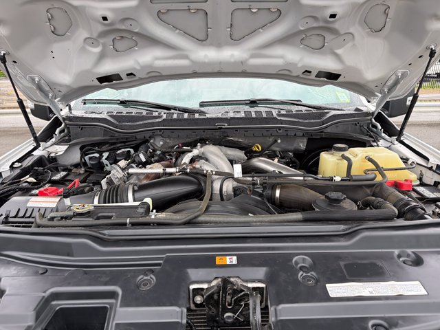 Certified 2022 Ford F250 Limited w/ FX4 Off-Road Package AWD/4WD image 9