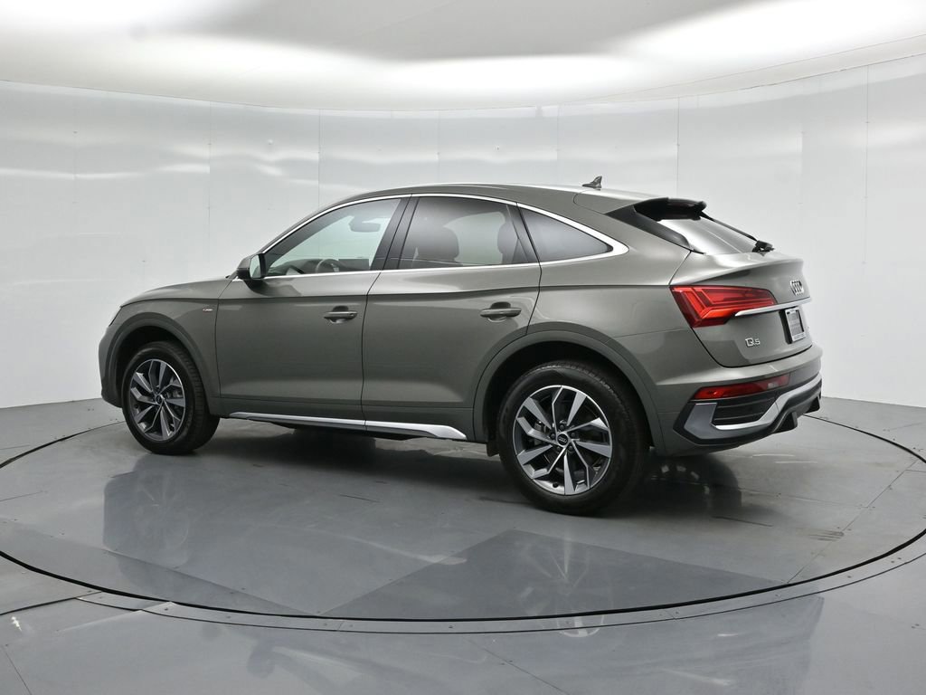 Used 2023 Audi Q5 2.0T Premium w/ Convenience Package image 16